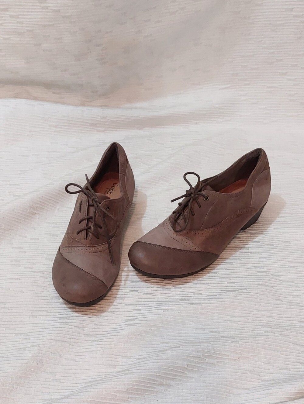 Cobb Hill Brown Lace-Up Oxfords Size 9.5